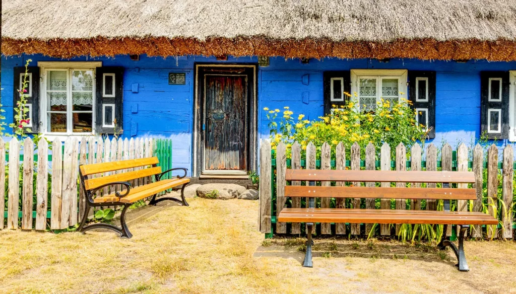 Drvo – nekoliko riječi o obradi naših parkovnih klupa