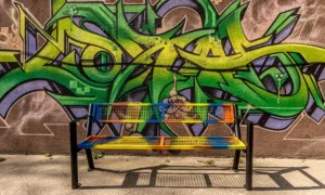 Klupa Gladiator Solid s rukonaslonom