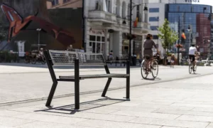 Klupa Gladiator Solid s rukonaslonom