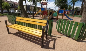 Klupa Gladiator s rukonaslonom