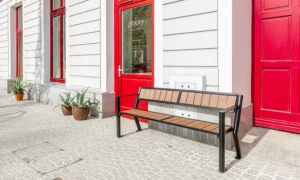 Klupa Gladiator WPC s rukonaslonom