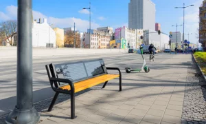 Solarna klupa Helios