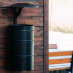 Koš za smeće City na zid natkriven