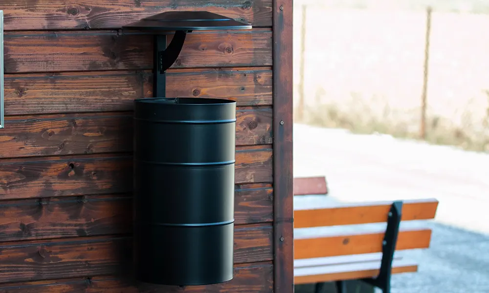 Koš za smeće City na zid natkriven