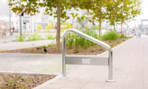 Stalak za bicikle U Pro tipa kosi